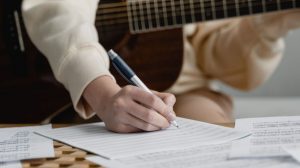 5 Tips dalam Membuat Lirik Lagu